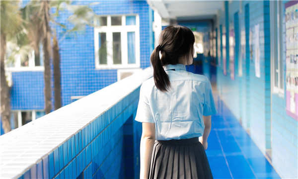 横峰如何找到一个可以帮助我生孩子的女人？